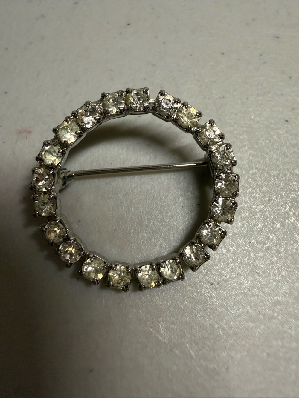 Vintage Crystal Circle Brooch Pin in Clear and Silver